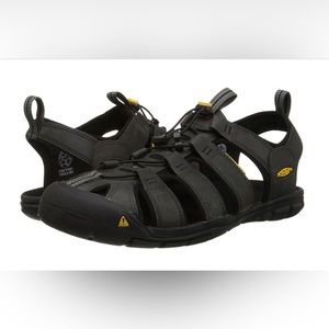 Keen Men's Clearwater Leather Cnx Size 14 in Magnet/black Leather